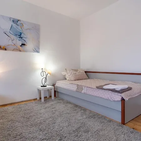 Sunny Days * Требинье